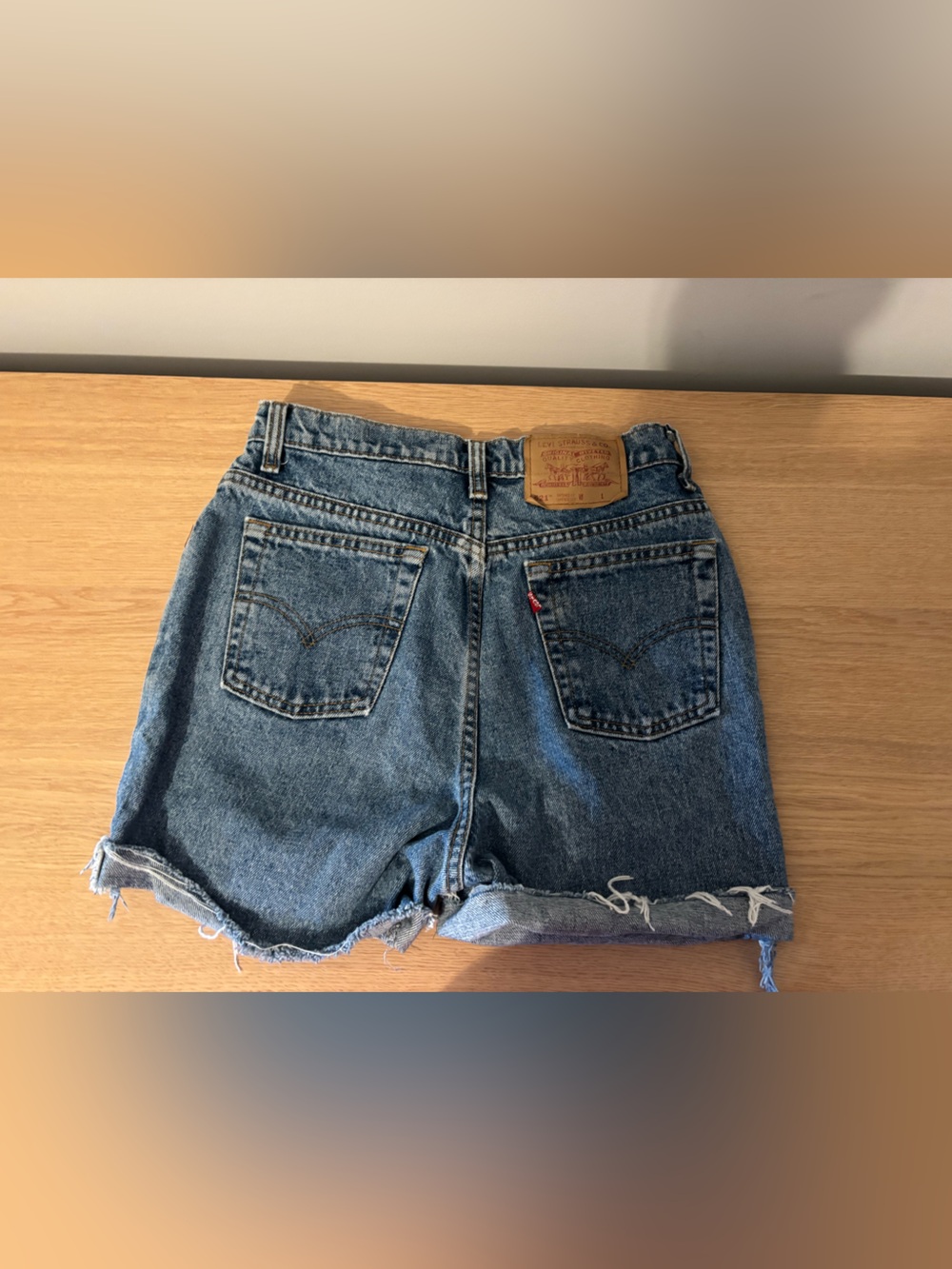 Levi's High-Rise Cutoff Denim Shorts in Blue size M
